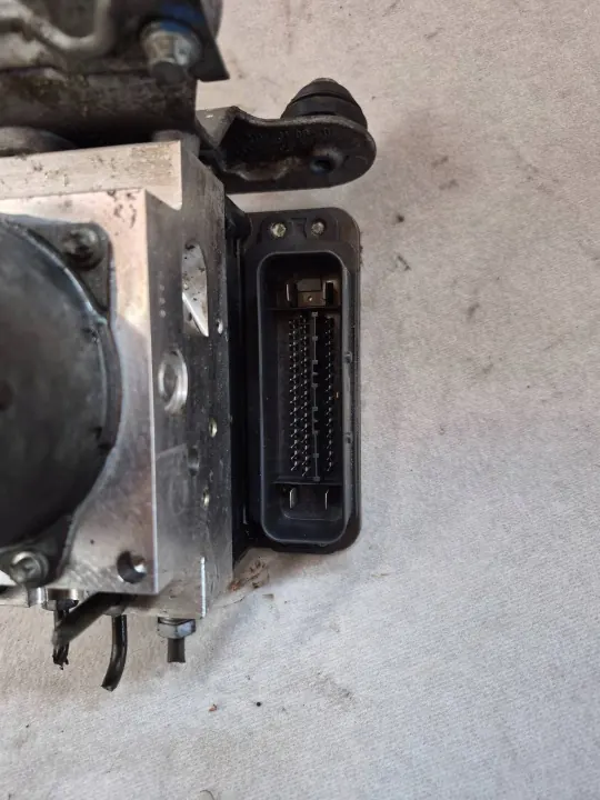 Pompe ABS OEM A2114311412 pour Mercedes W211/W219 image 3