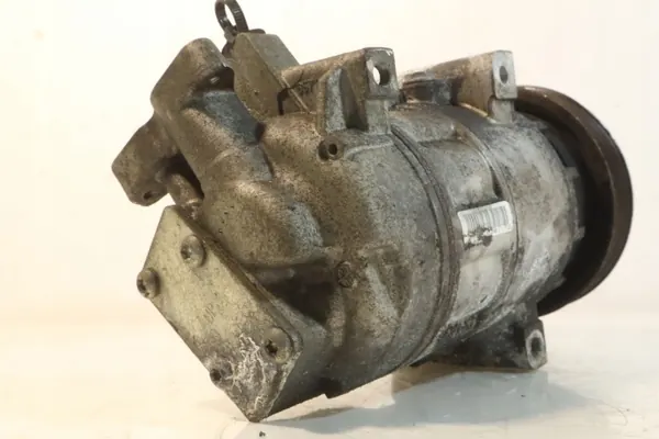 Renault OE 92600-2352R AC Compressor image 5