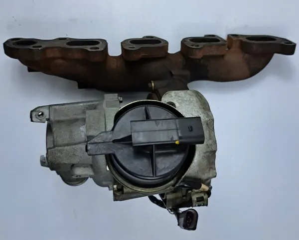Turboahdin OEM 04L253010B VW Skoda Audi 2.0 TDI image 5
