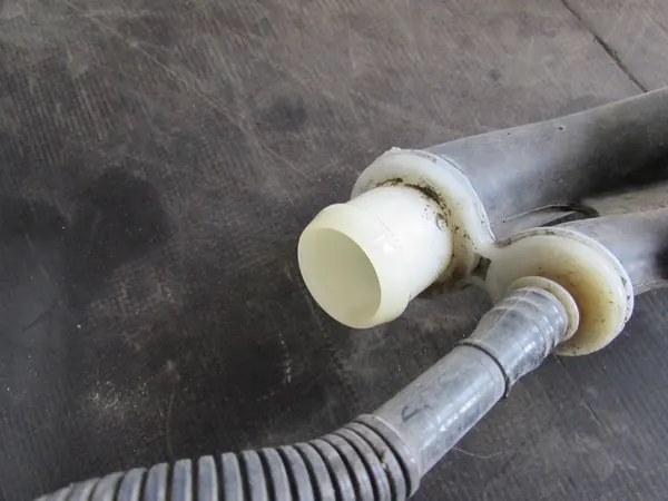 Fuel Filler Pipe Opel Meriva B 10-14 13269551 image 9