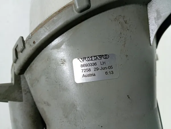 Volvo S60 00-10 Halogenstrålkastare Vänster Fram OEM M1S250 image 4