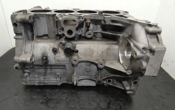 Bloque Motor Land Rover OEM PBG4D36015EE Usado image 4