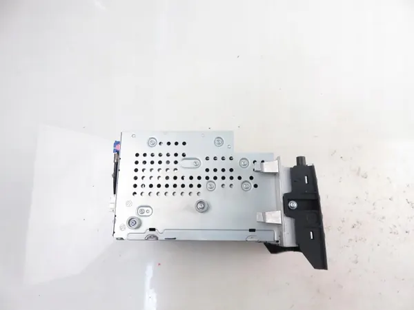 Mercedes-Benz OEM 2129008309 CD-radio - Begagnad image 10