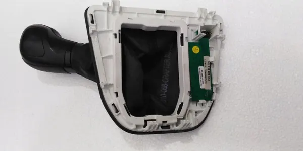 VW Crafter II 7C Schaltknaufmanschette OEM 7C1713203 image 10