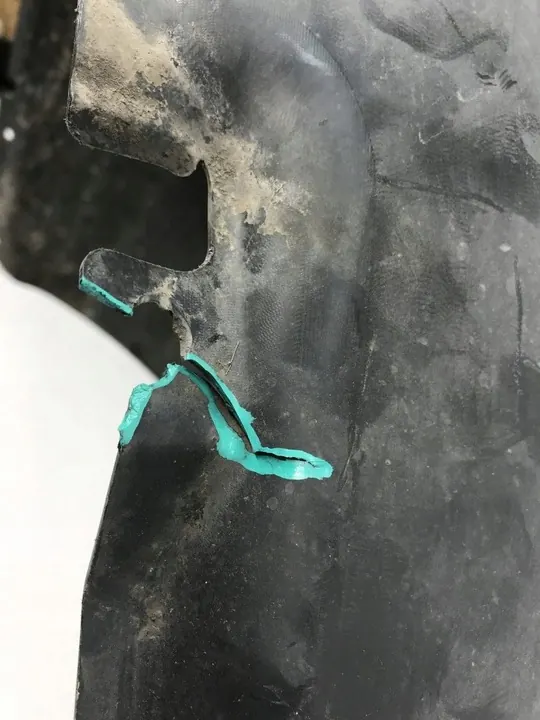 VW TOURAN II Etu Oikea Lokasuoja 5TA805912E image 7