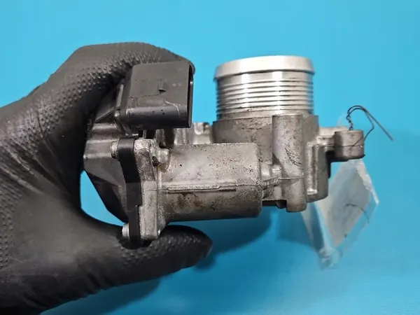 Throttle Body Audi A4 B8 2.0 TDI (CAGA) A2C83076000 image 3