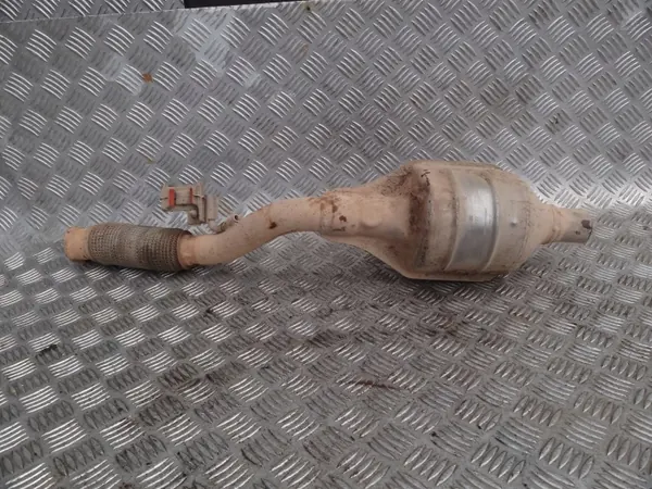 Dacia Duster II Katalysaattori OEM 208024992R image 2