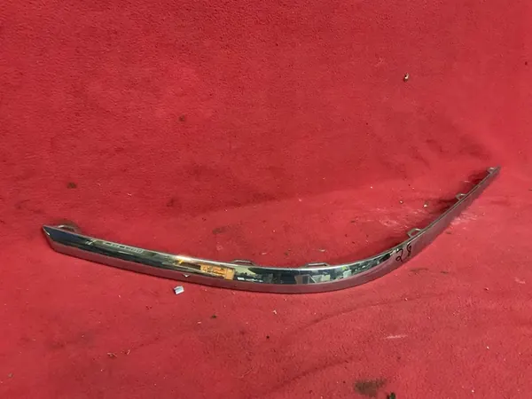 VW Passat B7 Takaluukun Kromilista Oikea 3AE807460 image 2