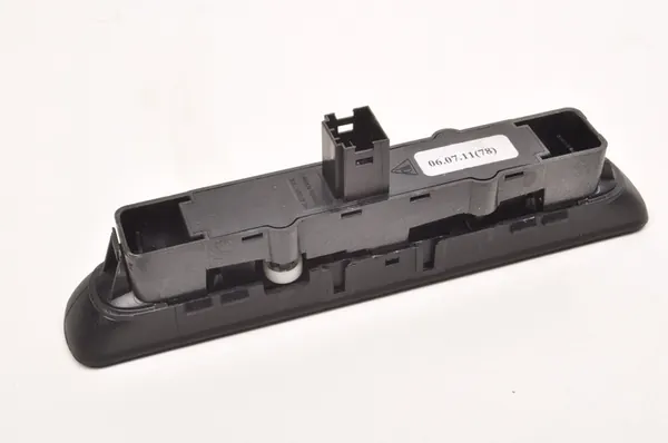 Porsche Cayman 987 Achterklep Ontgrendelknop 99761310502 image 5