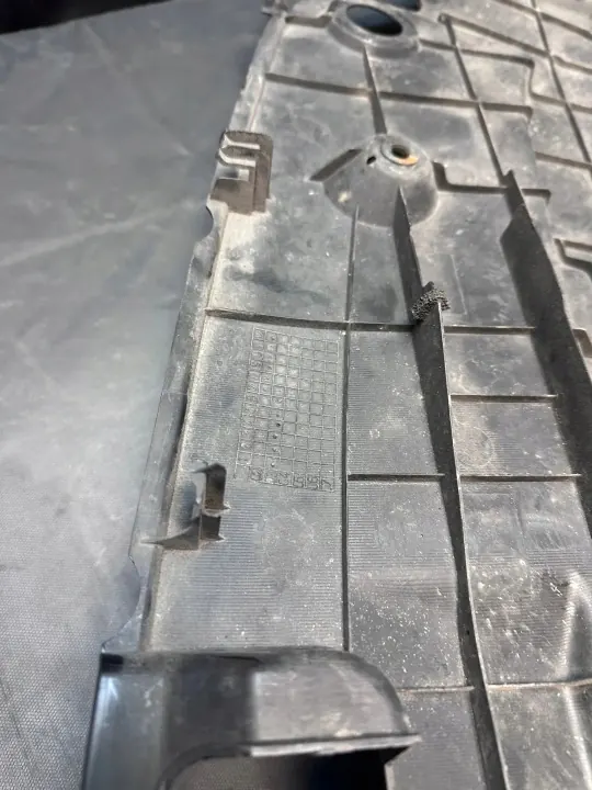 OEM 5314105030 Motorkapafwerking voor Toyota Avensis image 10