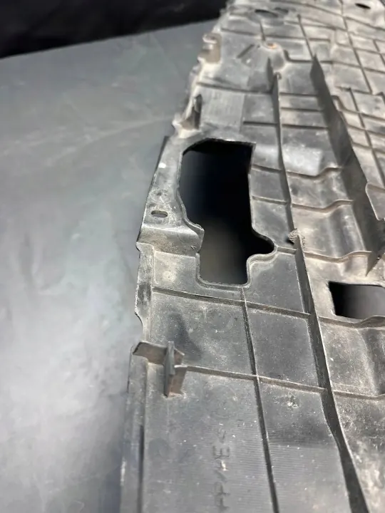 OEM 5314105030 Motorkapafwerking voor Toyota Avensis image 9