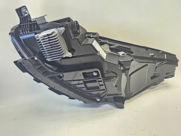 Oikea Ajovalaisin Tesla Model 3 Lift Y 1514953-00-E image 10