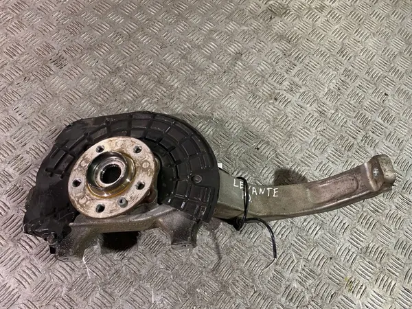 Moyeu roue avant Maserati Levante 2020 OEM 06701068720 image 2