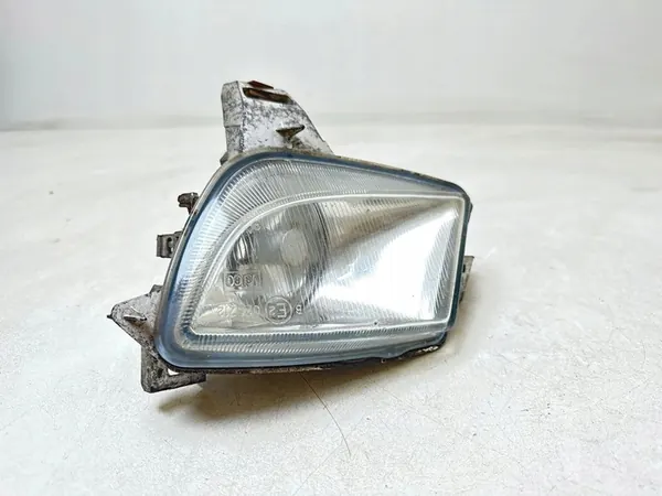 1999 Citroen Xsara Farol de Neblina Dianteiro 67721035 image 1