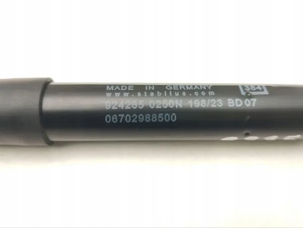 Atuador do capô Maserati MC20 2023 OEM 670298850 image 4