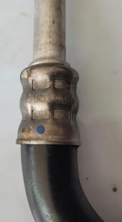 BMW Ölkühlerrohr OEM 7585698 - Gebraucht image 6
