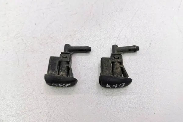 Ruitensproeier BMW 3 CABRIO (E46) 1.8L benzine image 5