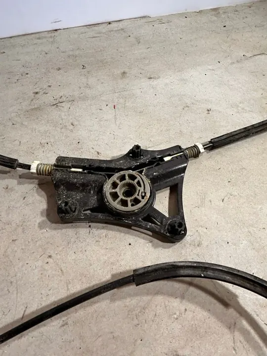 Fönsterhiss skena vänster fram Audi A6 C7 4G0 837 461 image 4