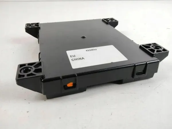 Tesla Model S Komfortmodul OEM A0747G02T Gebraucht image 4
