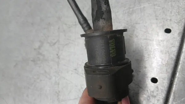 Válvula de vácuo Volvo S80 I 2.0B 98-04R 31104896 image 2