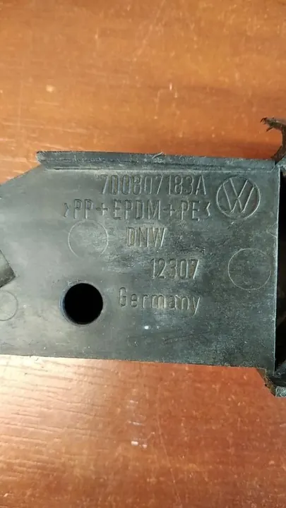 Deslizamento dianteiro esquerdo VW TRANSPORTER IV 7D0807183A image 3
