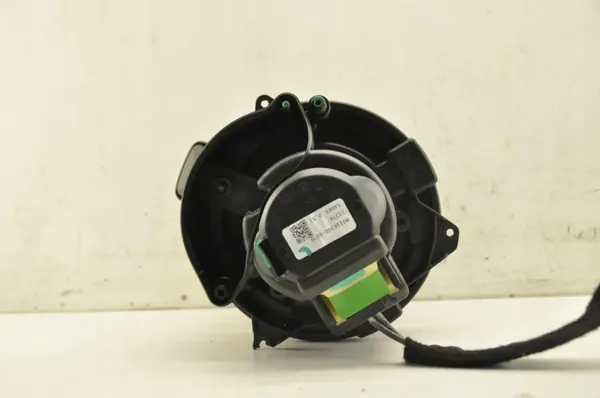 Ventilateur M0116360-6870 pour Dacia Sandero III - Occasion image 4