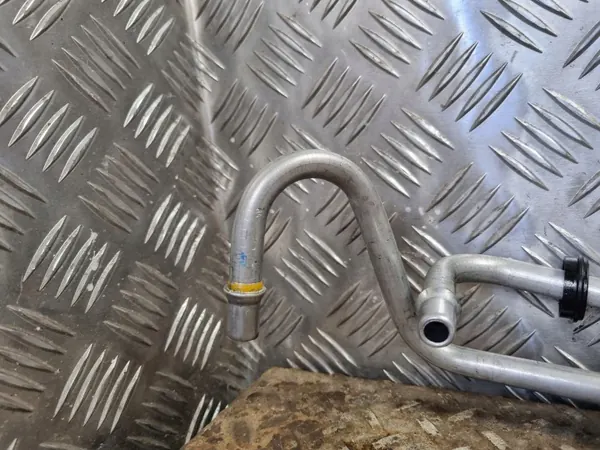 Conduit de refroidissement huile boîte OEM PES22846 image 4