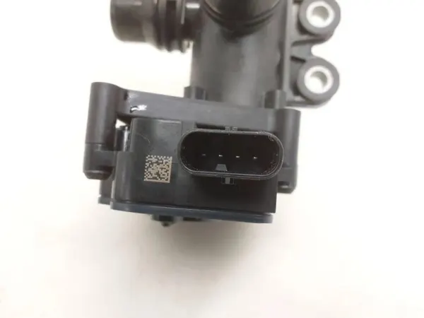Lämmitysventtiili OEM A0005061500 Mercedes C-luokka W206 image 3