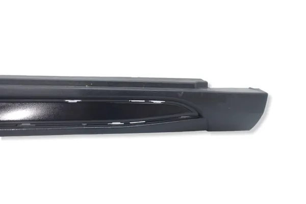 Protetor lateral direito OEM A1566980854 Mercedes GLA image 5