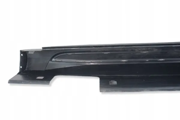 Protetor lateral direito OEM A1566980854 Mercedes GLA image 6