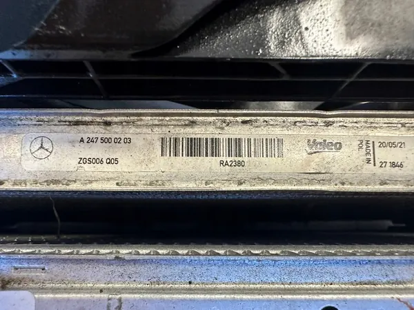 MERCEDES CLA X118 2.0D Conjunto Completo de Radiadores A2475000203 image 3