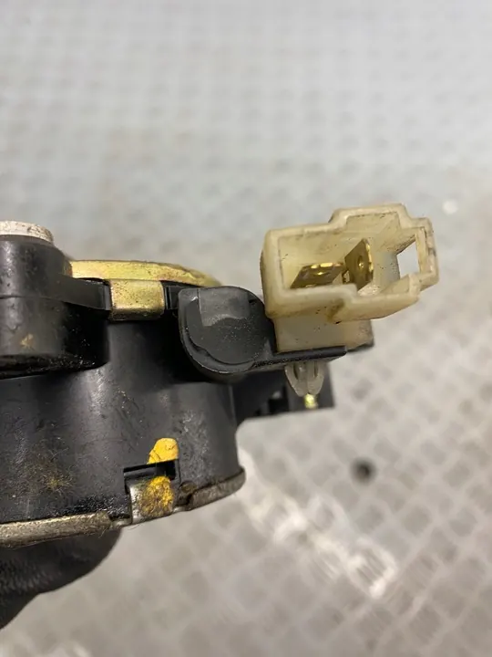 Regulador de ventana trasera izquierda MITSUBISHI PAJERO II MB517475 image 3