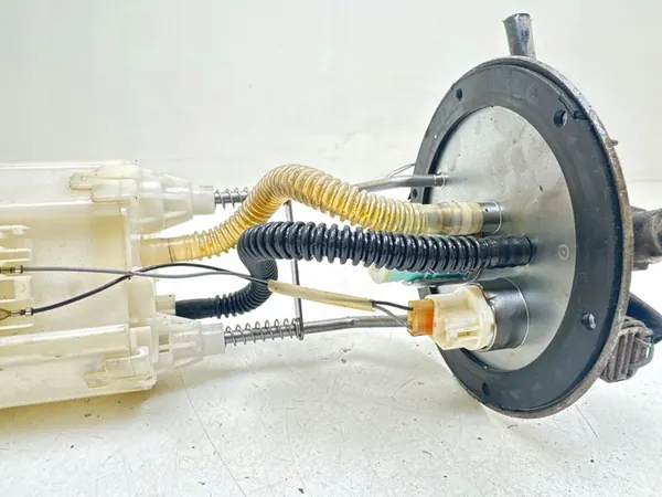 Capteur de niveau de carburant KIA SORENTO I 2.5L Diesel 2008 image 2