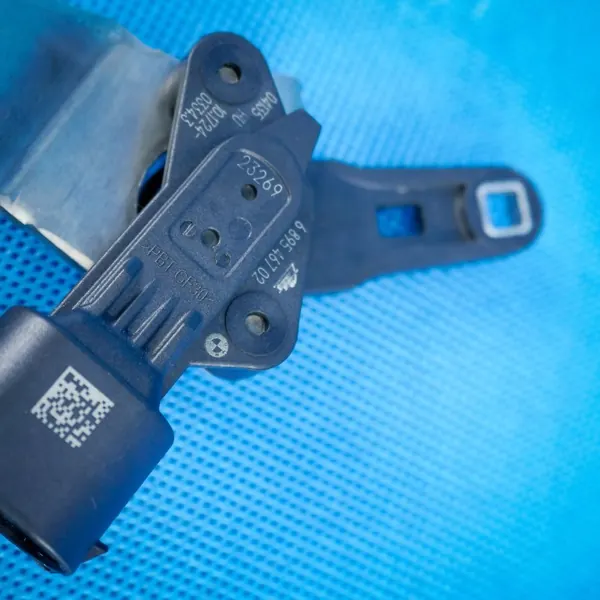 Sensor nível farol dianteiro direito OEM 6895467 BMW X5 image 3