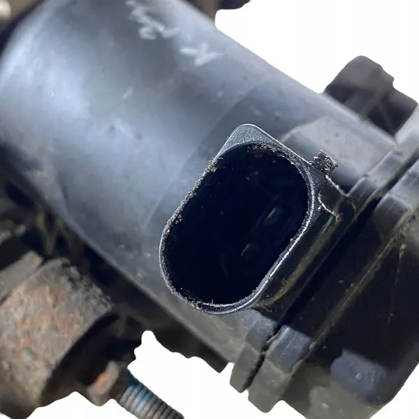 Jeep Cherokee 2014 Vasemman Takajarrusatulan OEM 68225313AA image 8