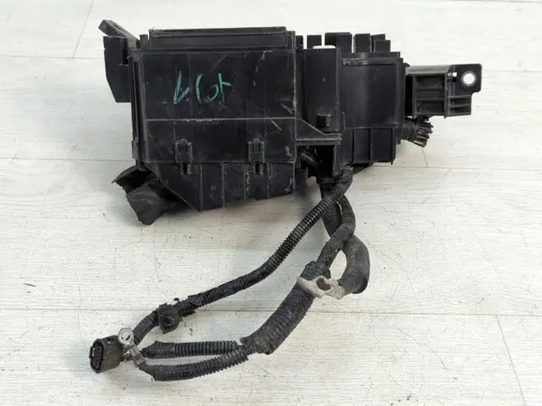 Zekeringkast KD4766767 voor Mazda 6 Sedan 2.2L image 3