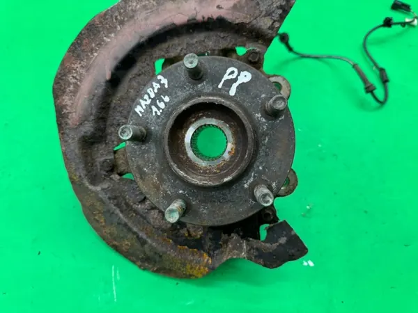 Moyeu Avant Droit ABS OEM Z668 Z682 Mazda 3 II image 3