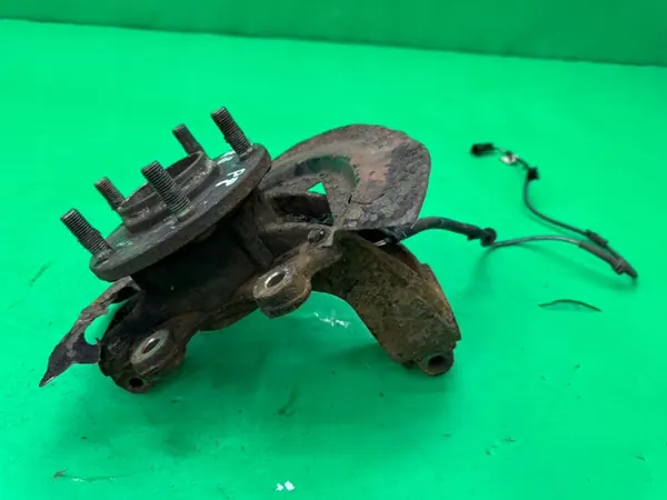 Moyeu Avant Droit ABS OEM Z668 Z682 Mazda 3 II image 4