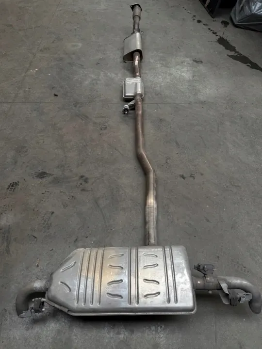 Uitlaat Demper Set OEM A247491000 Mercedes A-Klasse image 2