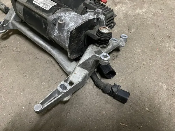 Compressore Sospensione VW Touareg Porsche Cayenne 7L0616006H image 6