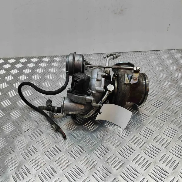 Turbocharger BMW X6 (E71, E72) 4.4L gasoline 2012 OEM 7576985 image 4