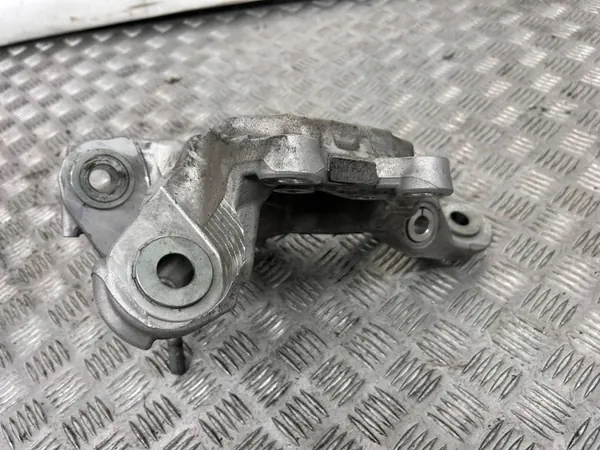 Voorwielnaaf rechts Toyota Mirai OEM 12345 image 5