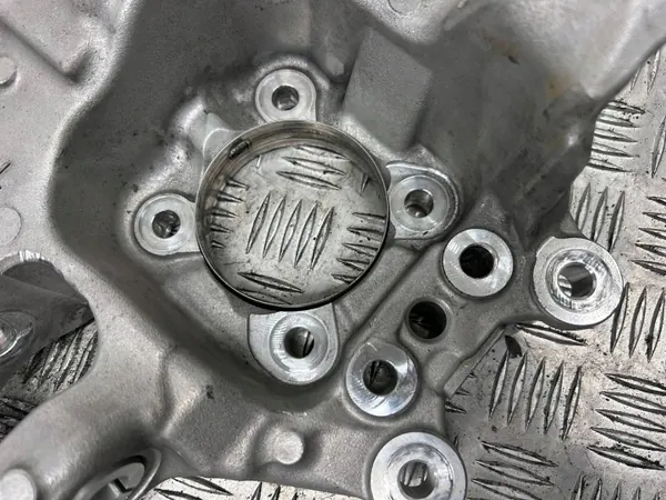 Voorwielnaaf rechts Toyota Mirai OEM 12345 image 7