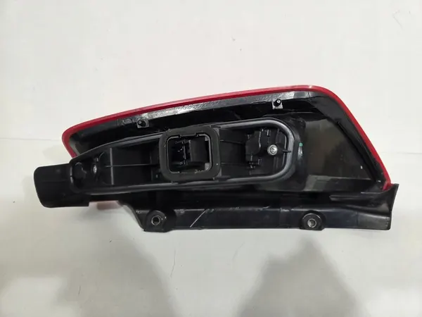 Luz trasera izquierda 51701589 Fiat Grande Punto 2005- image 4