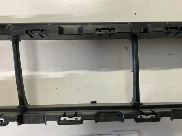 Ford Galaxy MK4 Luftintagsratt OEM LM2B8314A image 5