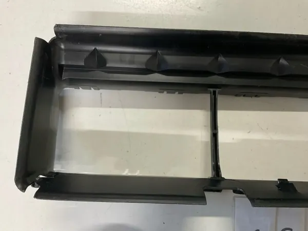 Ford Galaxy MK4 Luftintagsratt OEM LM2B8314A image 8