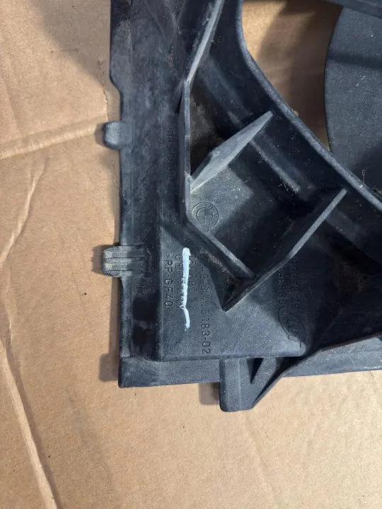 Ventilador radiador BMW OE OEM 75789022 X3 E83 image 9