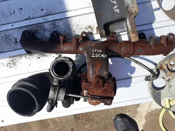 DAF LF 55 Collecteur d'Échappement avec Turbo image 1