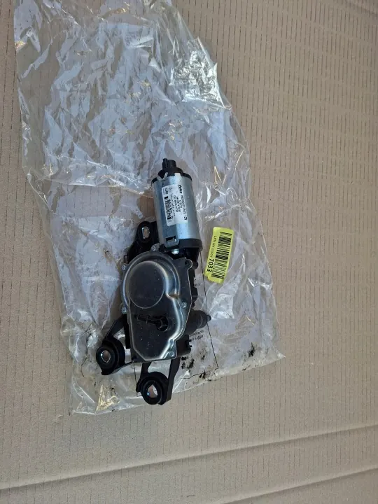 Motor limpiaparabrisas trasero OEM 579721 Valeo SEAT Ibiza IV image 2