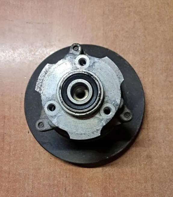 Waterpomp Katrol W123M102 voor Mercedes M102 Motor image 2
